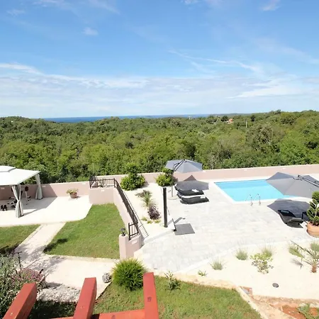 New Holiday - Sea View Villa *