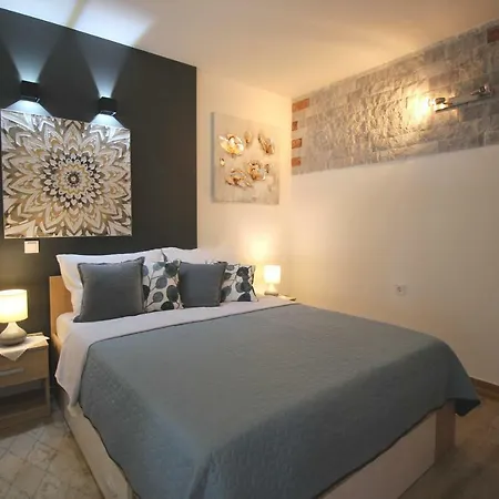 New Holiday - Sea View Villa